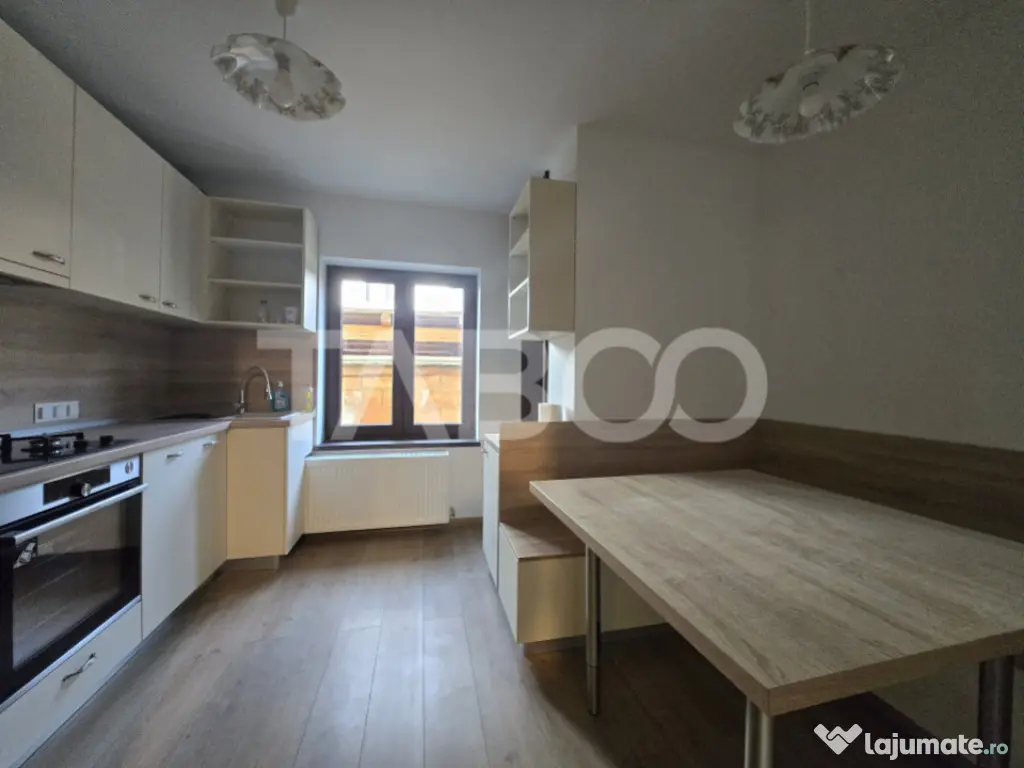 Casa noua de inchiriat 5 camere 200mp si Garaj zona Tineretu 