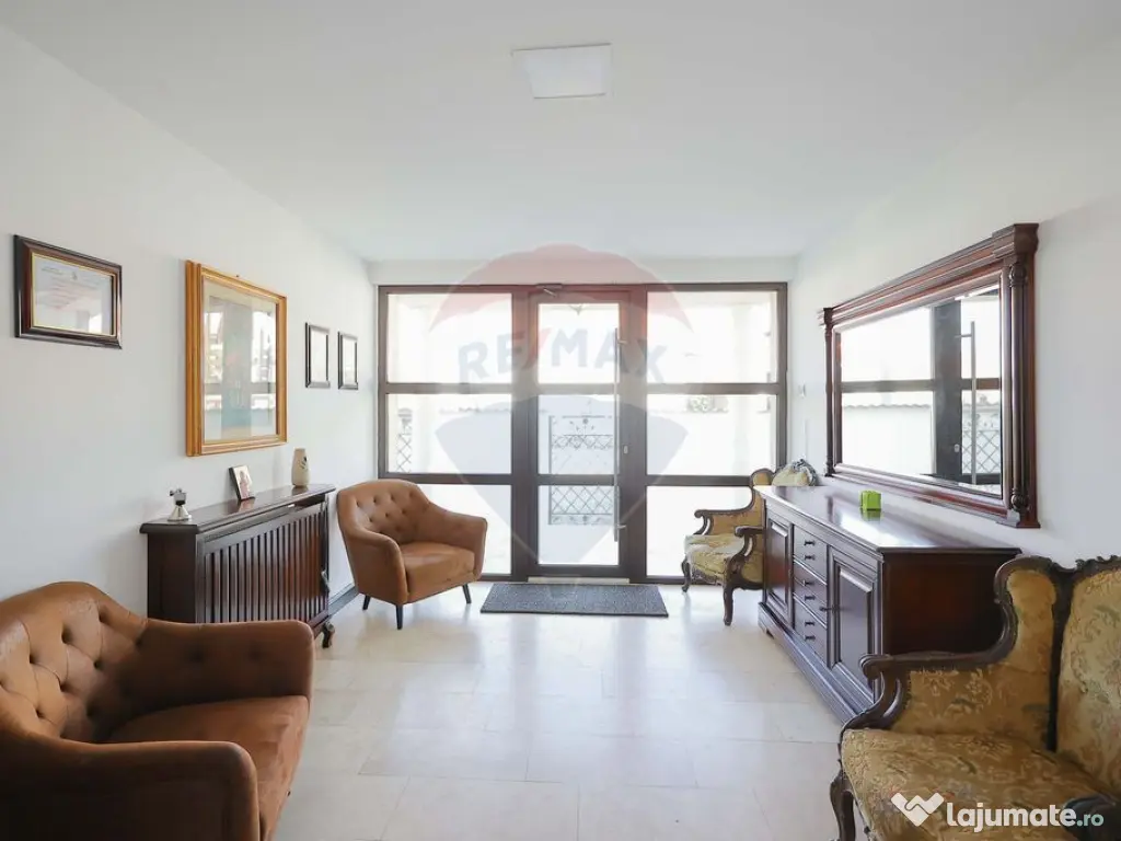 De vânzare Casă/Pensiune în zona Nufărul - Sânmartin 