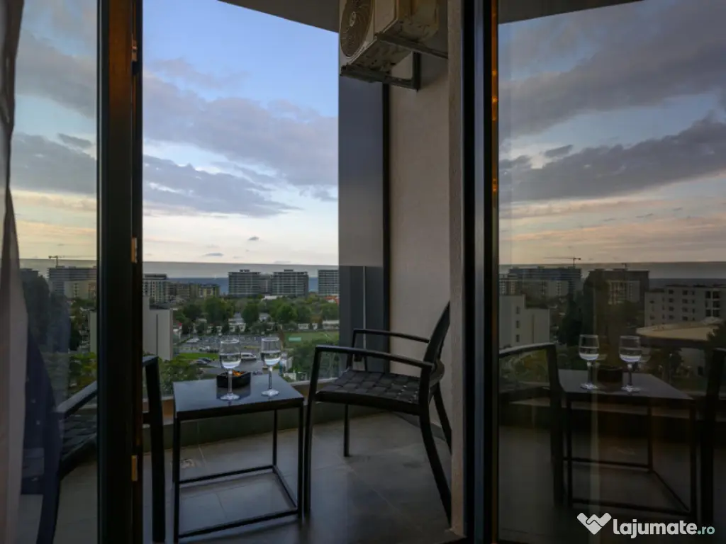 Apartament 2 camere, vedere catre mare, in zona Hanul cu Pes 