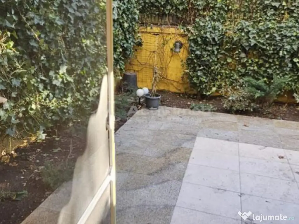 3 Camere Premium, Timpuri Noi, Curte 