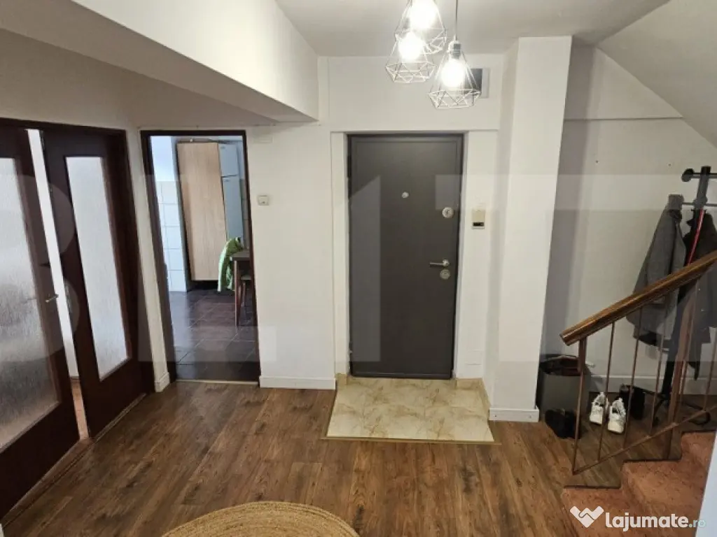 Penthouse de vis, 151 mp, cu vedere panoramica asupra osa? 