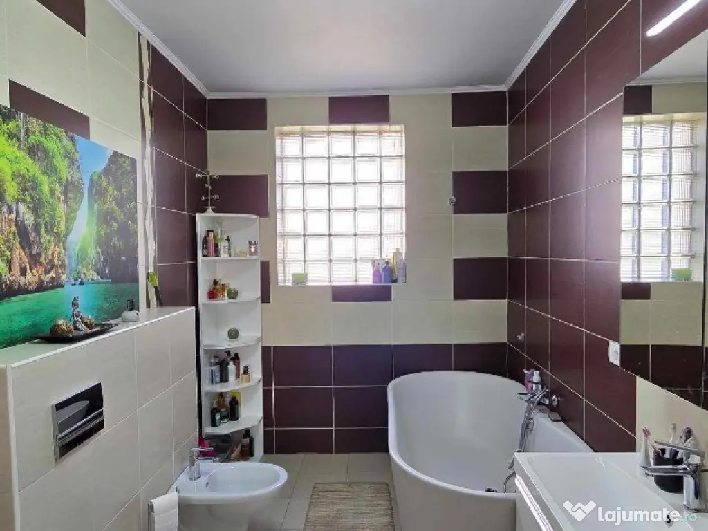 Casa de vanzare, dealuri, zona str.Beldiceanu 