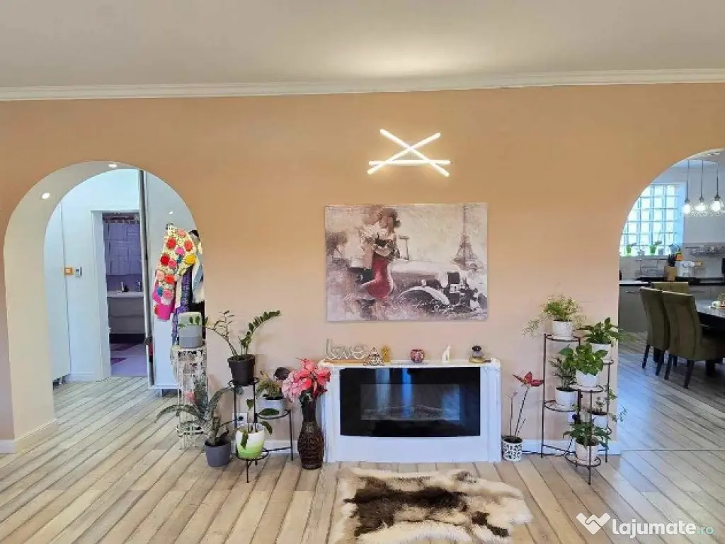 Casa de vanzare, dealuri, zona str.Beldiceanu 