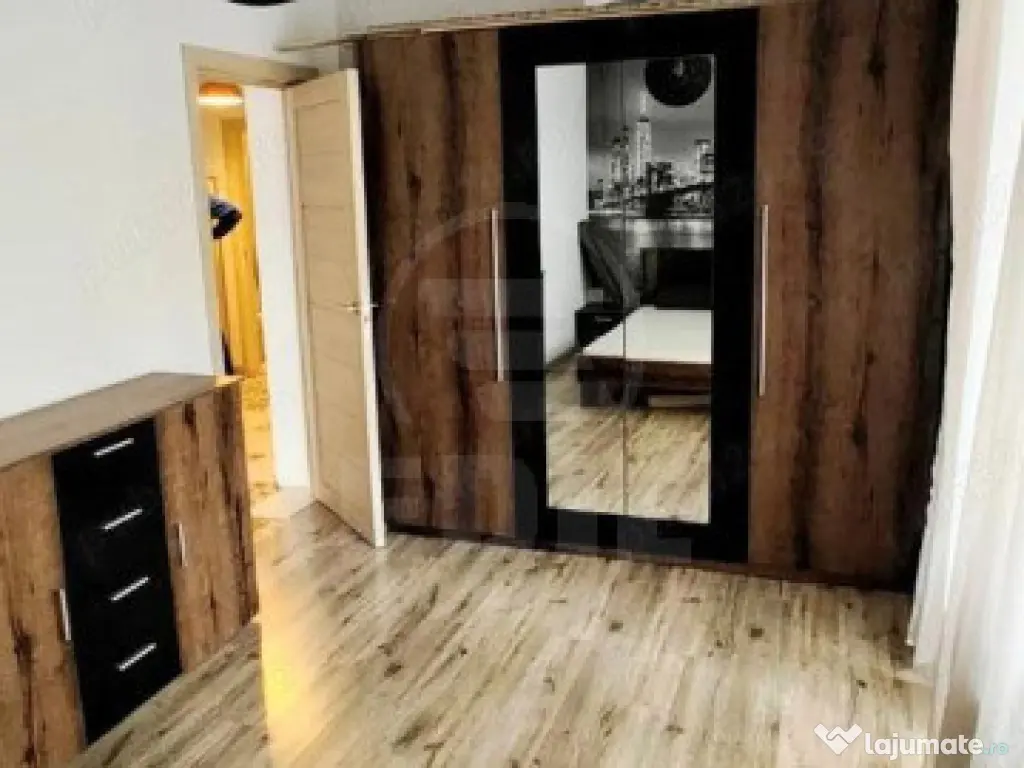 Apartament zona Vivo 