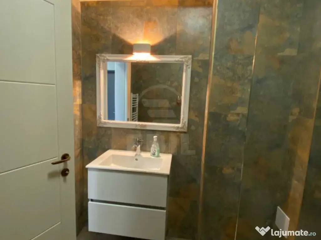 Apartament 2 camere,decomandat zona Urusagului 