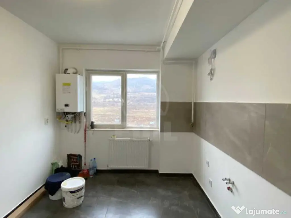 Apartament 2 camere,decomandat zona Urusagului 