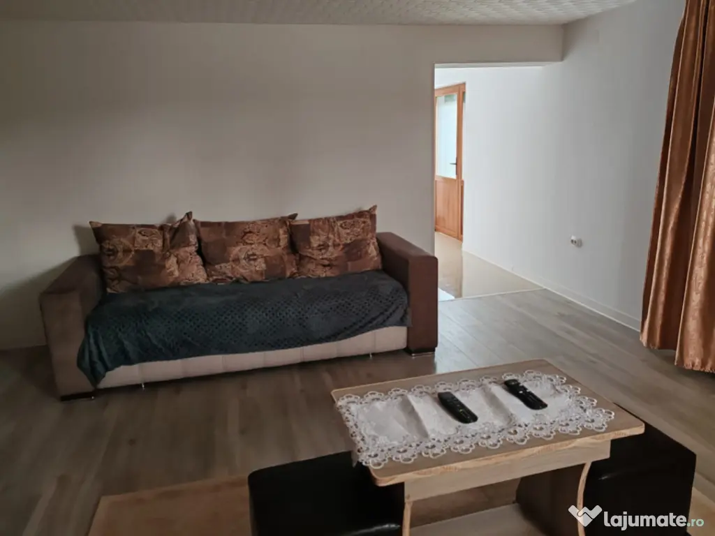 Casa parter+mansarda si teren in Lipovat, Vaslui 