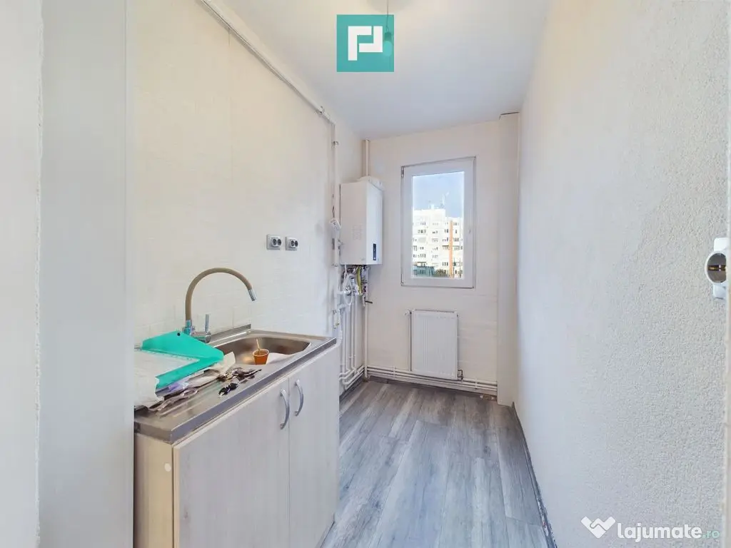 Apartament 3 camere pe str Hateg in Vlaicu