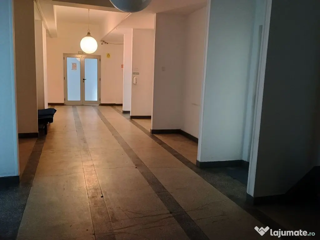 Spatiu birouri Victoriei 30/90 mp