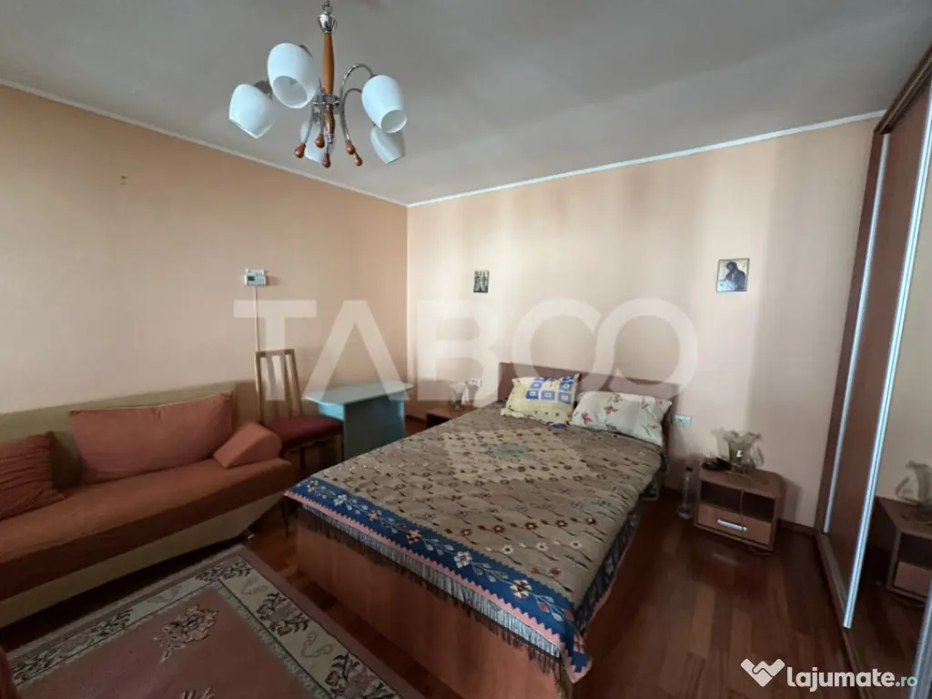 Casa familiala pentru locuit sau vacanta , spatioasa si conf