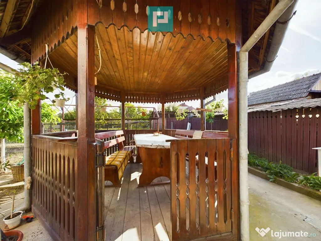 Casă clasică în Chișineu-Criș 