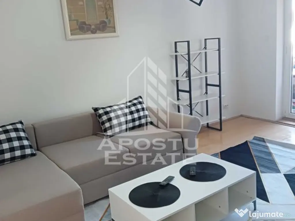 Apartament 2 camere la casa, curte comuna, in Dumbravita