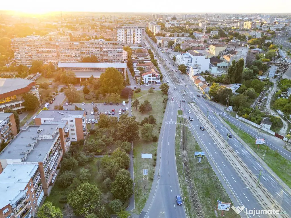 Calea Iuliu Maniu, urbanism P+2+M POT 65% CUT 1.25 