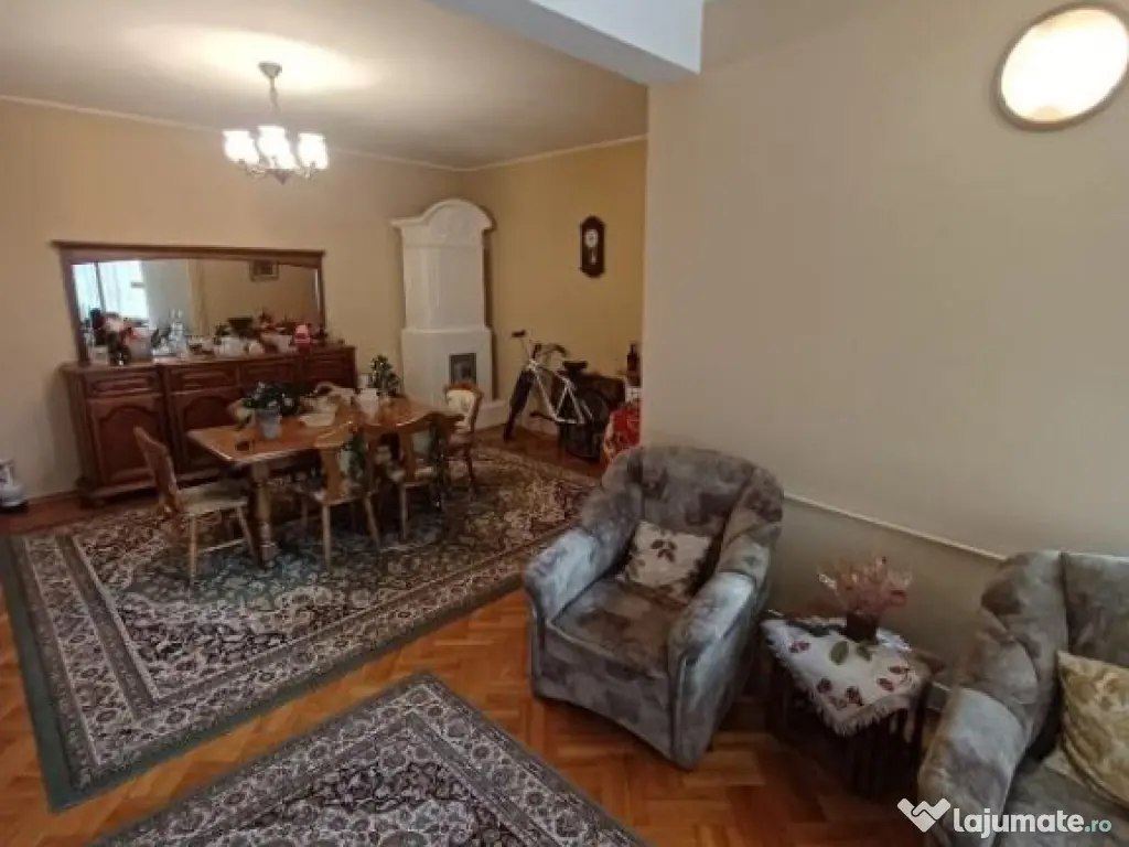 VILA(P 1), zona Centru-Vechi, Caramida, MERITA VAZUTA!