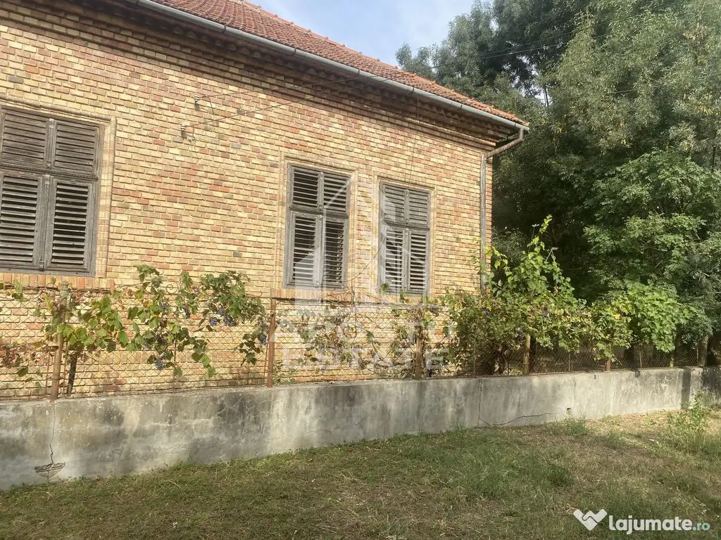 Oportunitate de investitie,în Dragsina,teren 9096 mp.