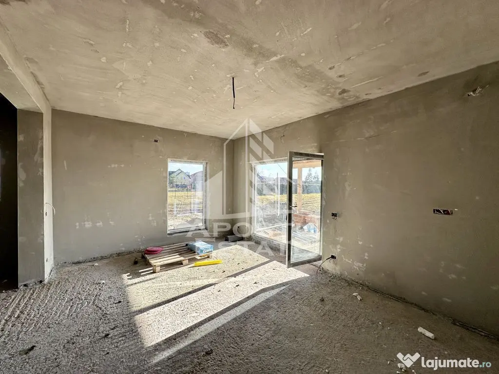 Jumatate de duplex cu 4 camere si garaj in Dumbravita