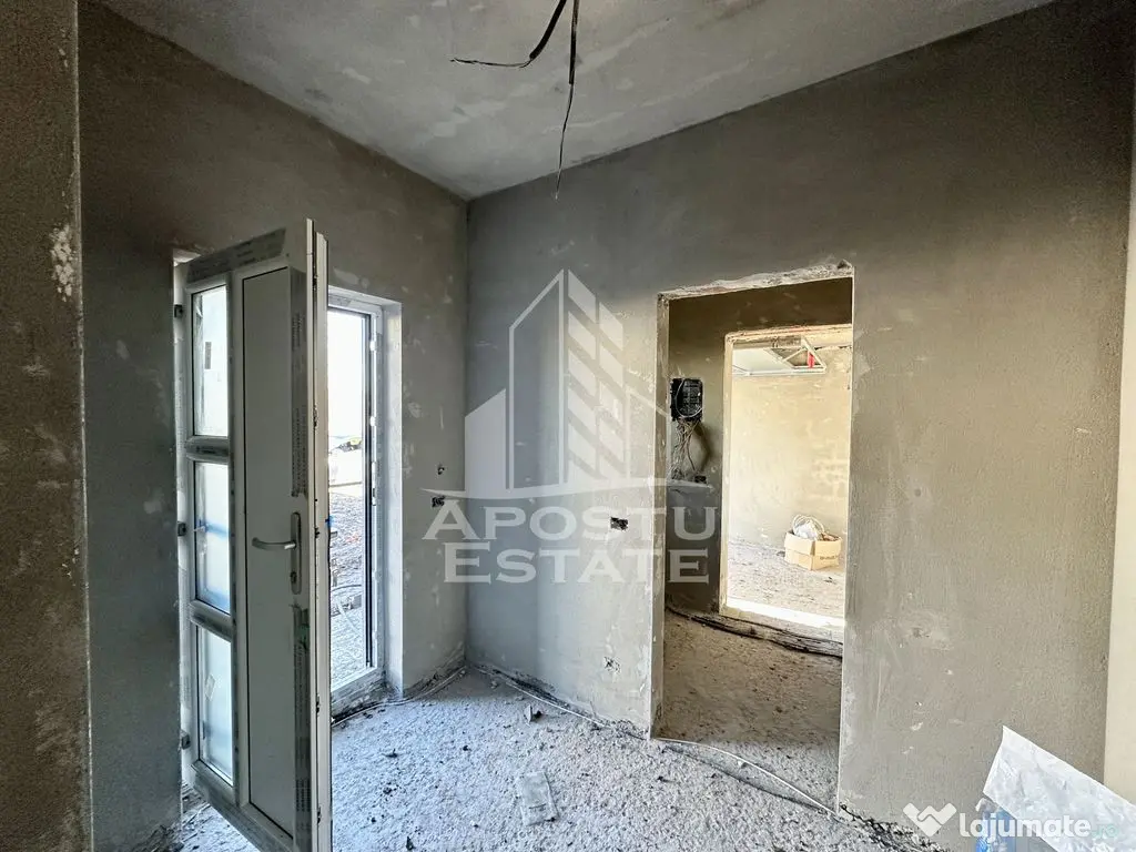 Jumatate de duplex cu 4 camere si garaj in Dumbravita