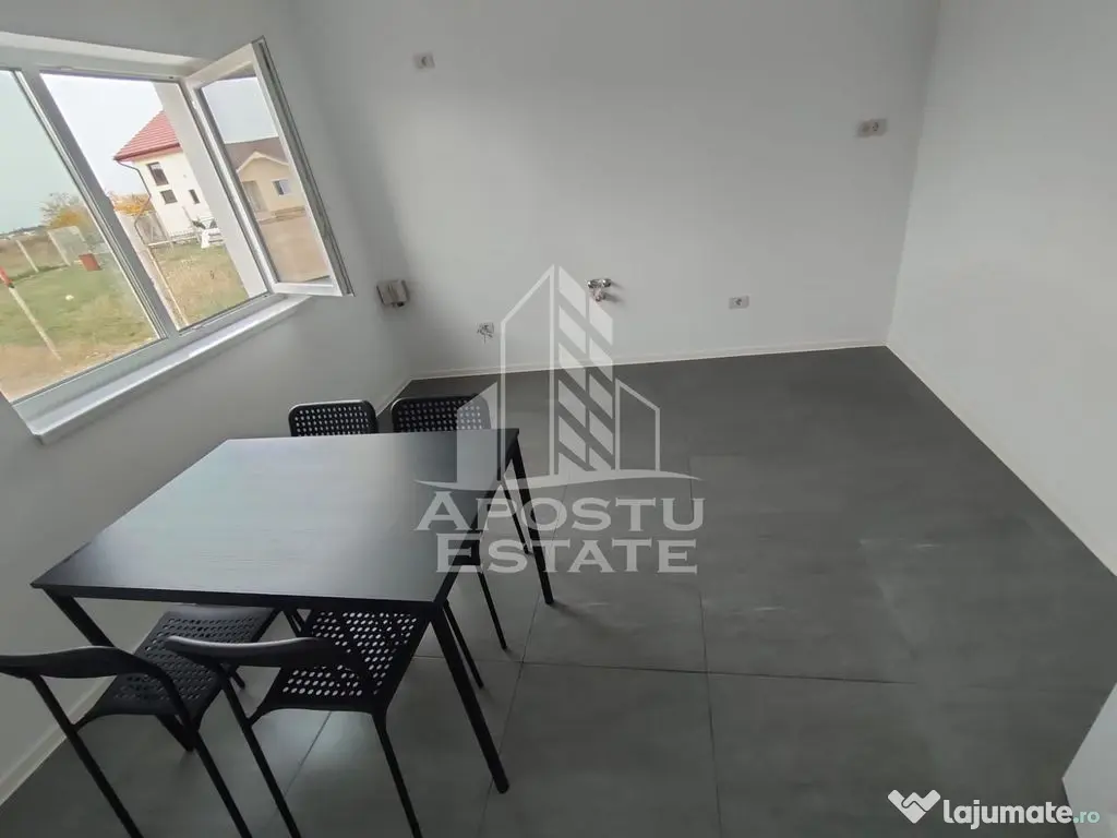 Duplex despărțit prin camera tehnica in Bucovat