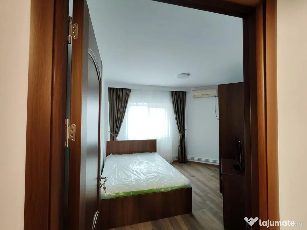 APARTAMENT 3 CAMERE-ZONA CAPITOL