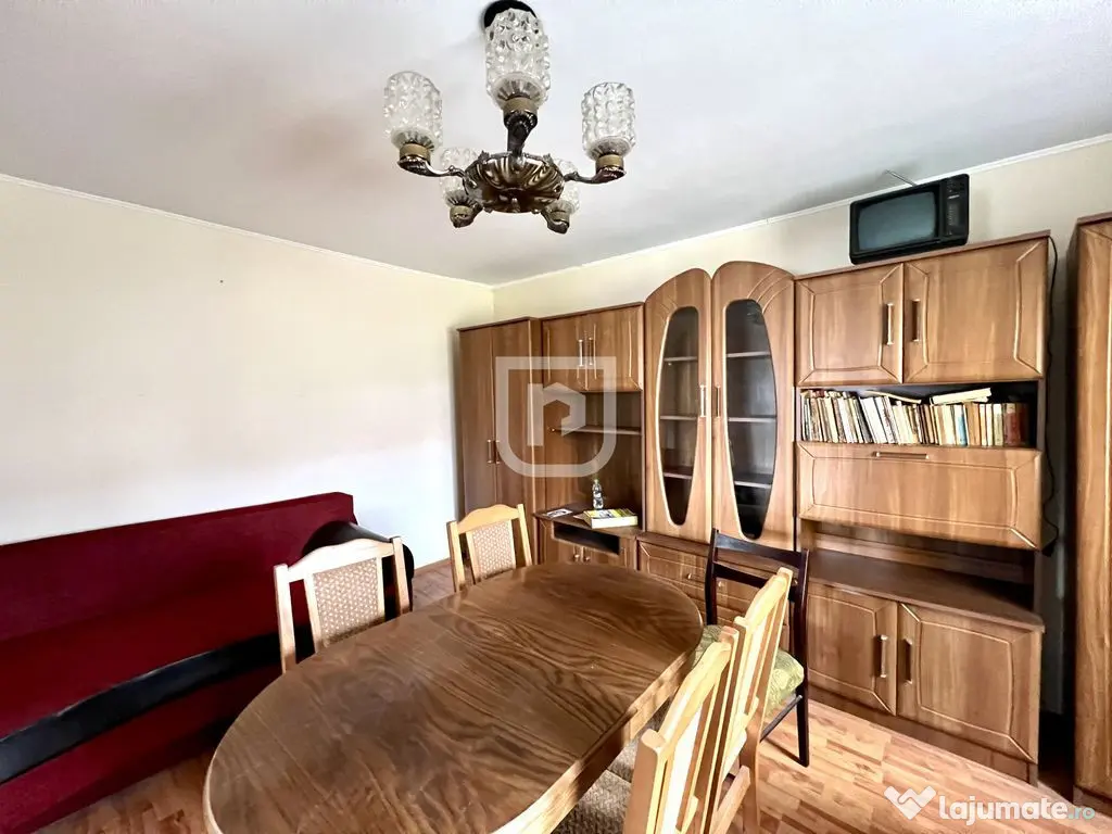 Casă cu teren 400 mp în oraș Gura Humorului