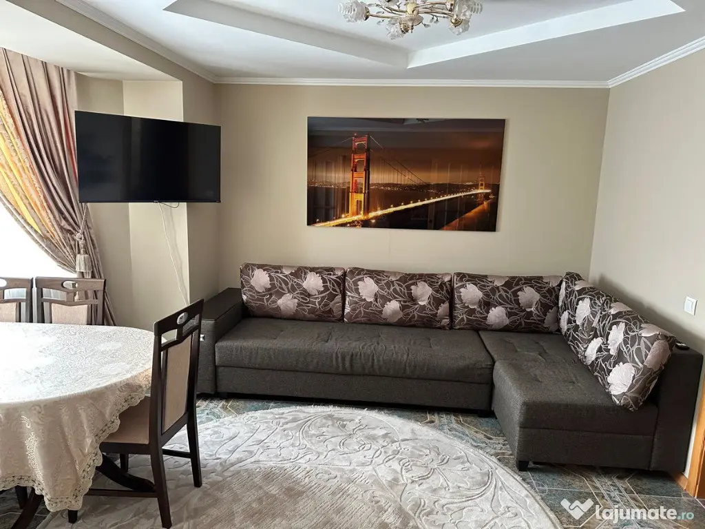 Spre inchiriere 3 camere in zona Trcatorul