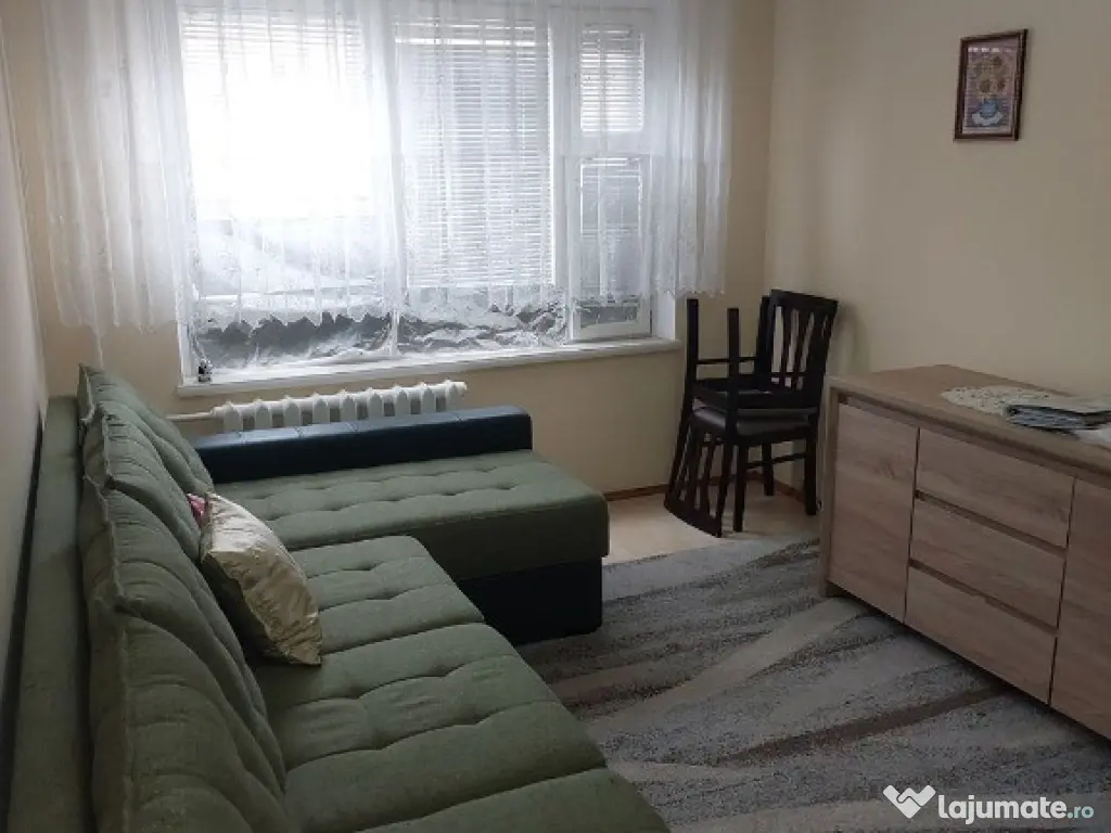 Garsoniera de vanzare 