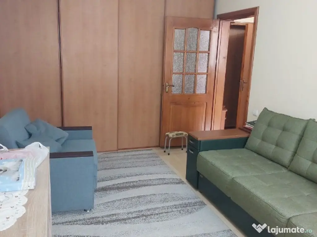 Garsoniera de vanzare 