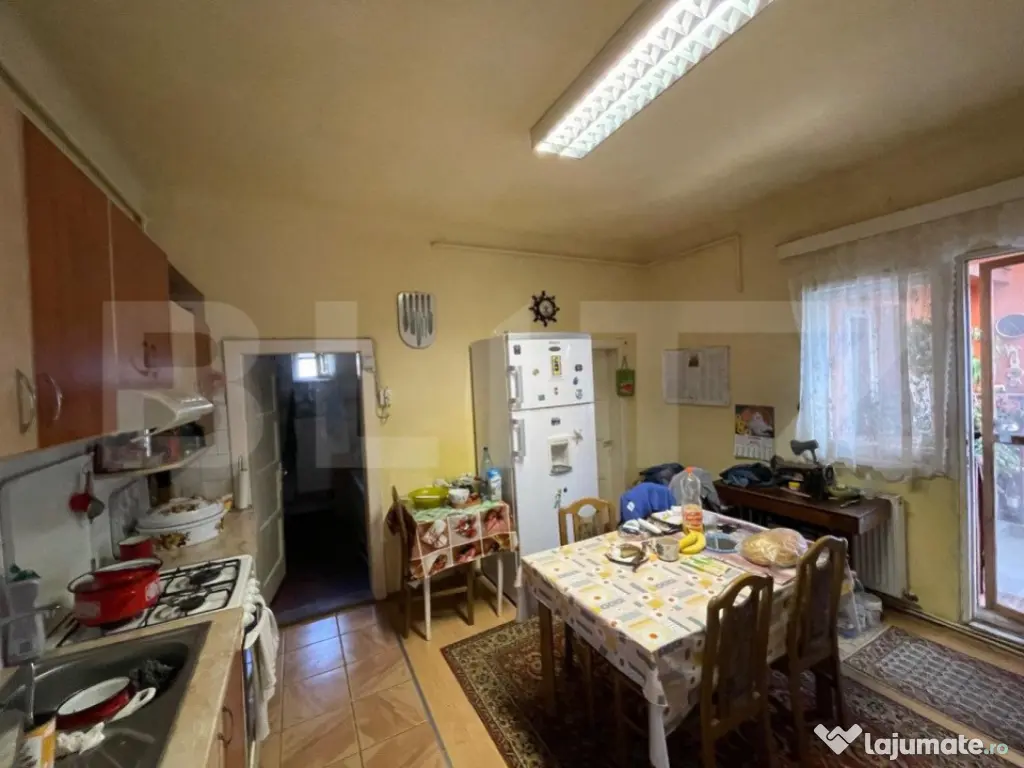 "Casă în zona 7 Noiembrie – Ideală pentru locuință sa