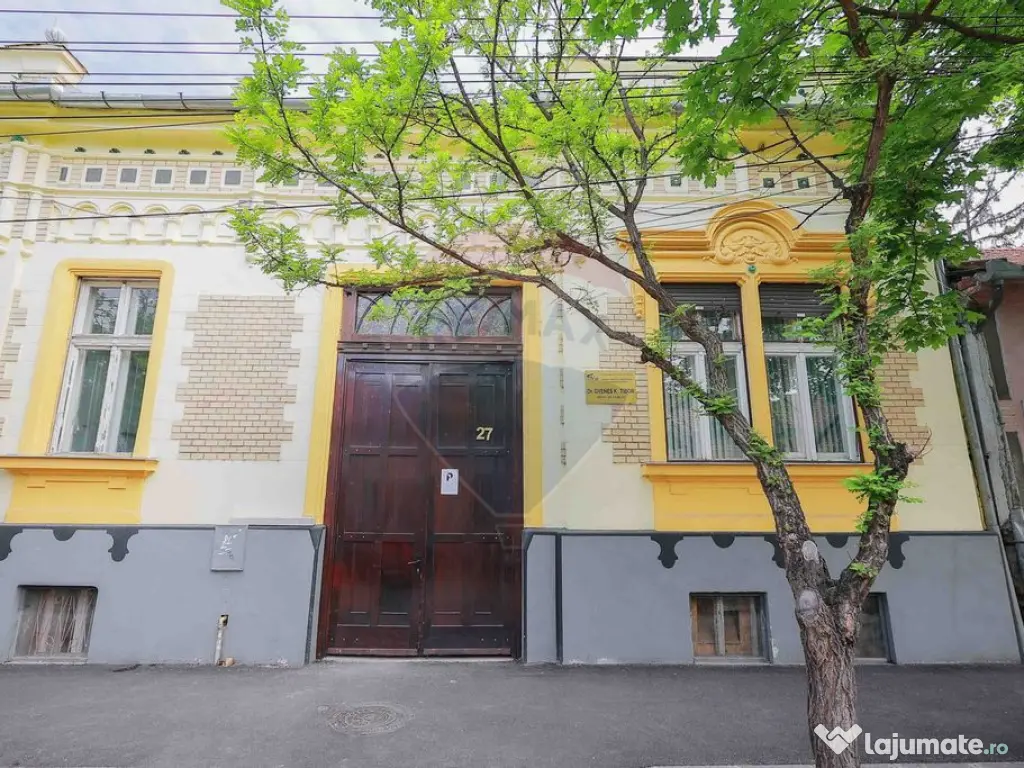 Casă de Vânzare cu 4 camere, Ultracentral - Cuza Vodă 