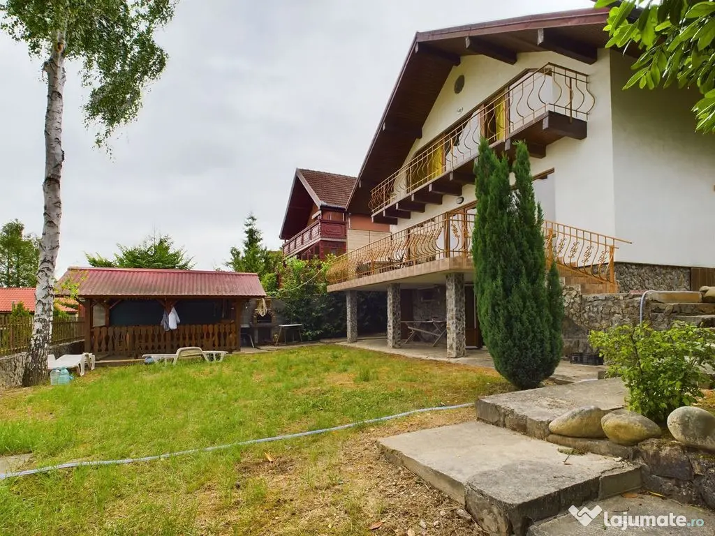 Casa de vacanță lângă lacul Surduc!