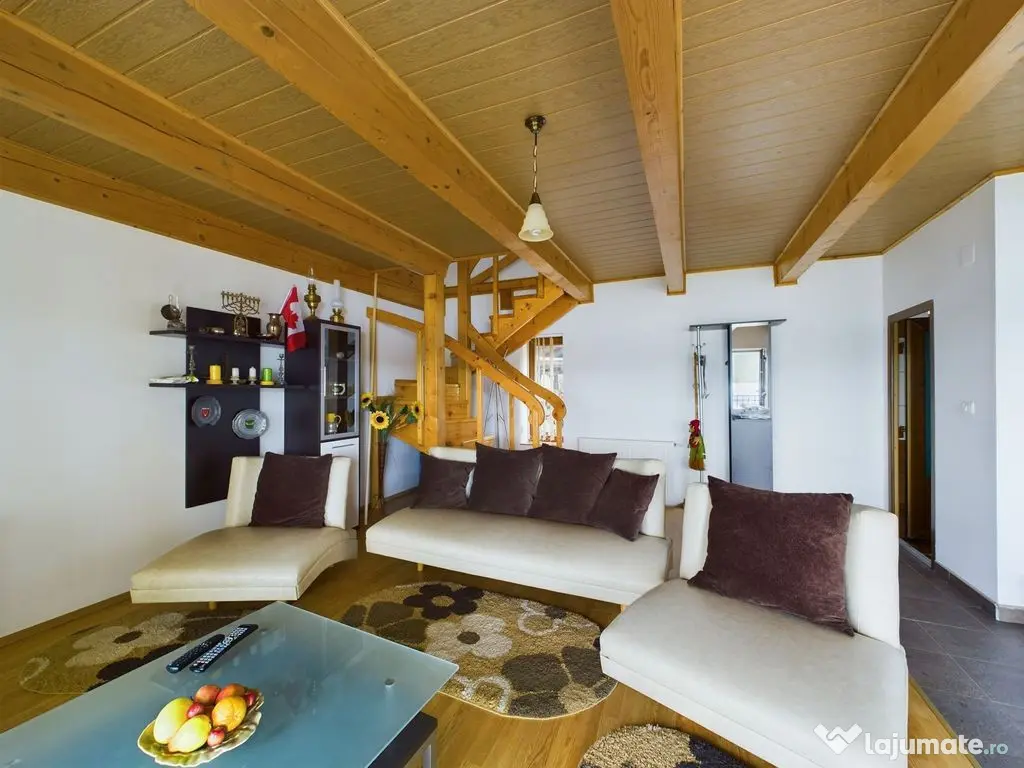 Casa de vacanță lângă lacul Surduc!