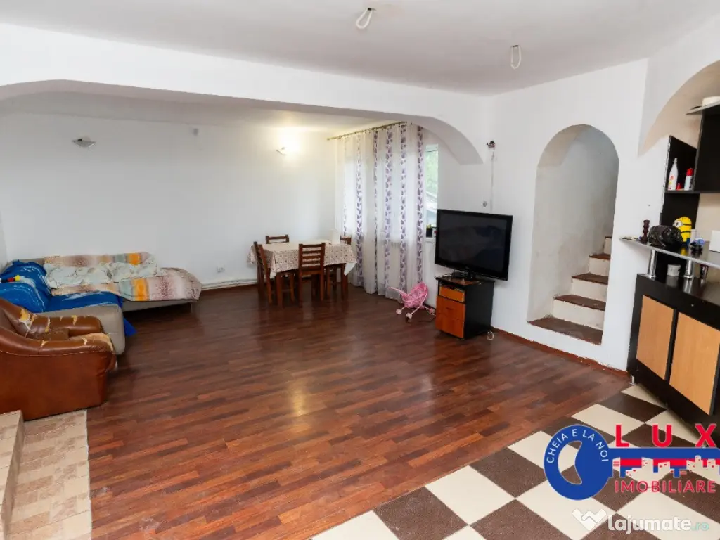 ID 6689 EXCLUSIVITATE Casă cu vedere la Lacul Somova!