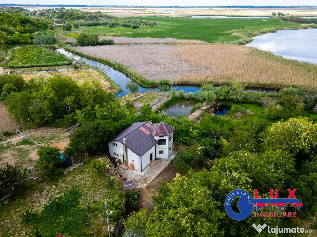 ID 6689 EXCLUSIVITATE Casă cu vedere la Lacul Somova!