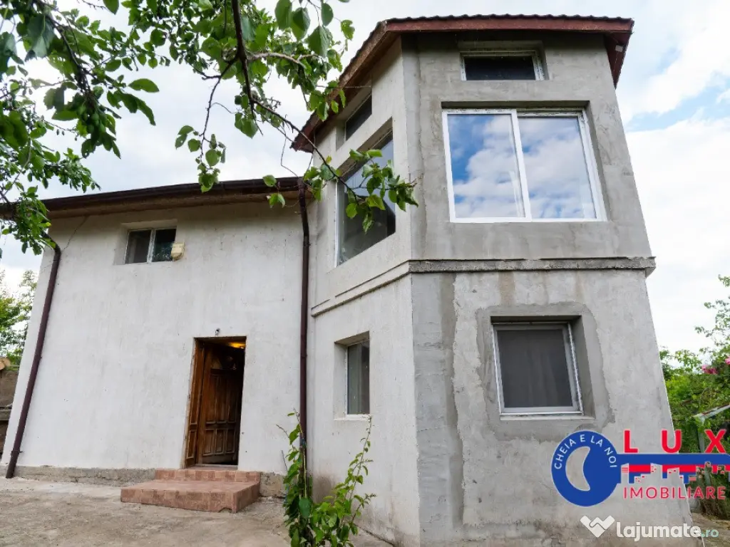 ID 6689 EXCLUSIVITATE Casă cu vedere la Lacul Somova!