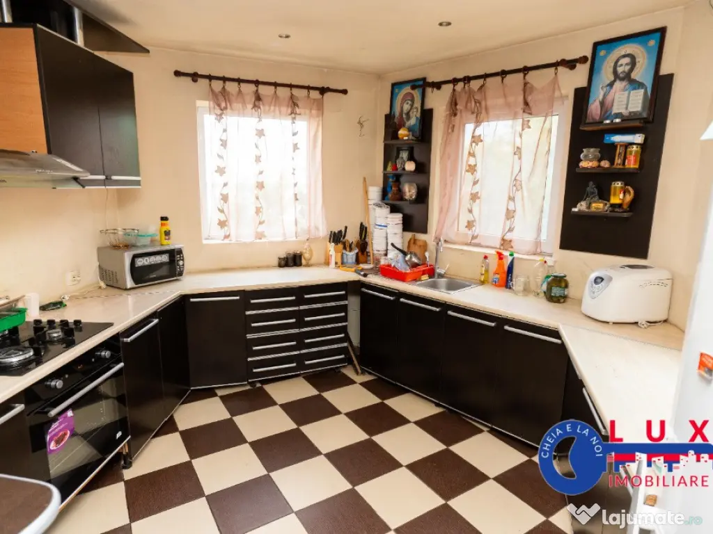 ID 6689 EXCLUSIVITATE Casă cu vedere la Lacul Somova!