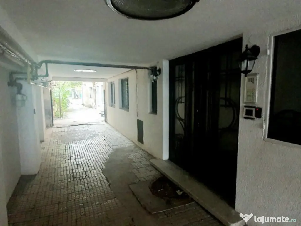 Garsoniera - Bdul Dacia 