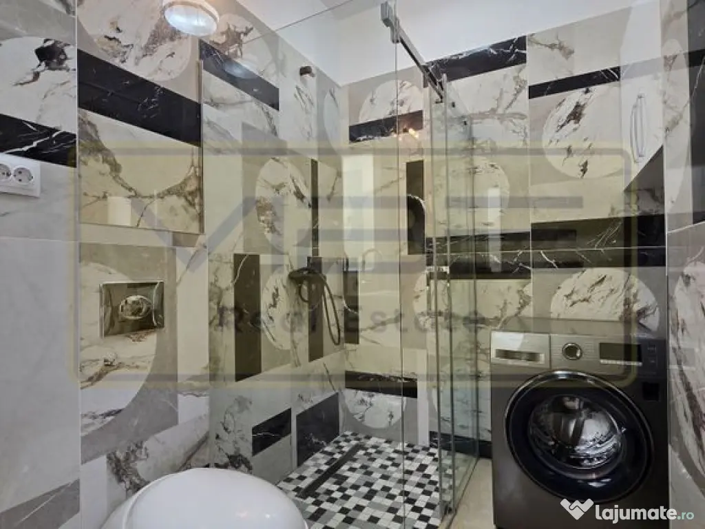 PENTHOUSE- LOCATIE CENTRALA- PALAS MALL !