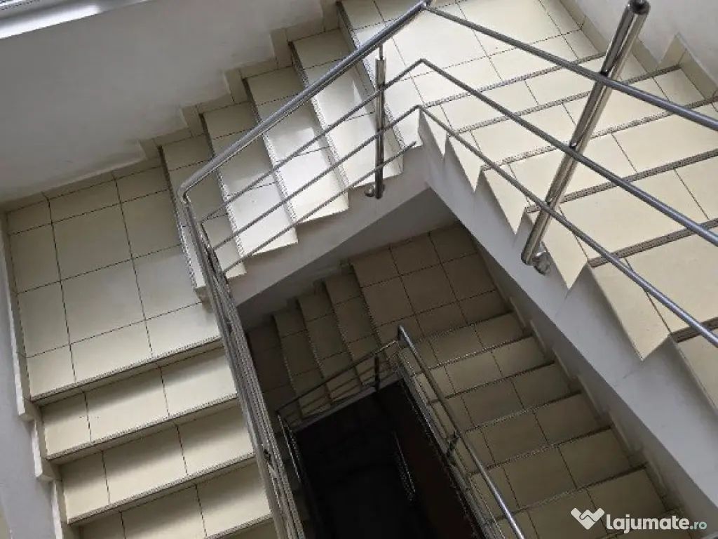 Cladire birouri , Central, SC 636, D+P+2E, inc oras, rampa