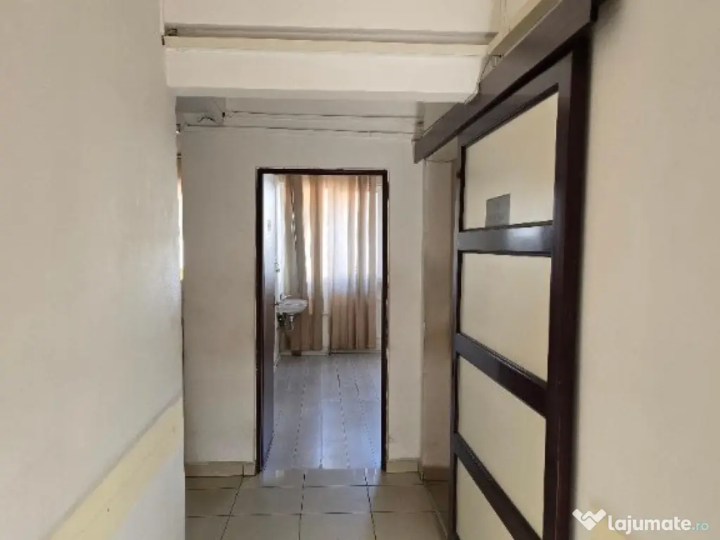 Cladire birouri , Central, SC 636, D+P+2E, inc oras, rampa