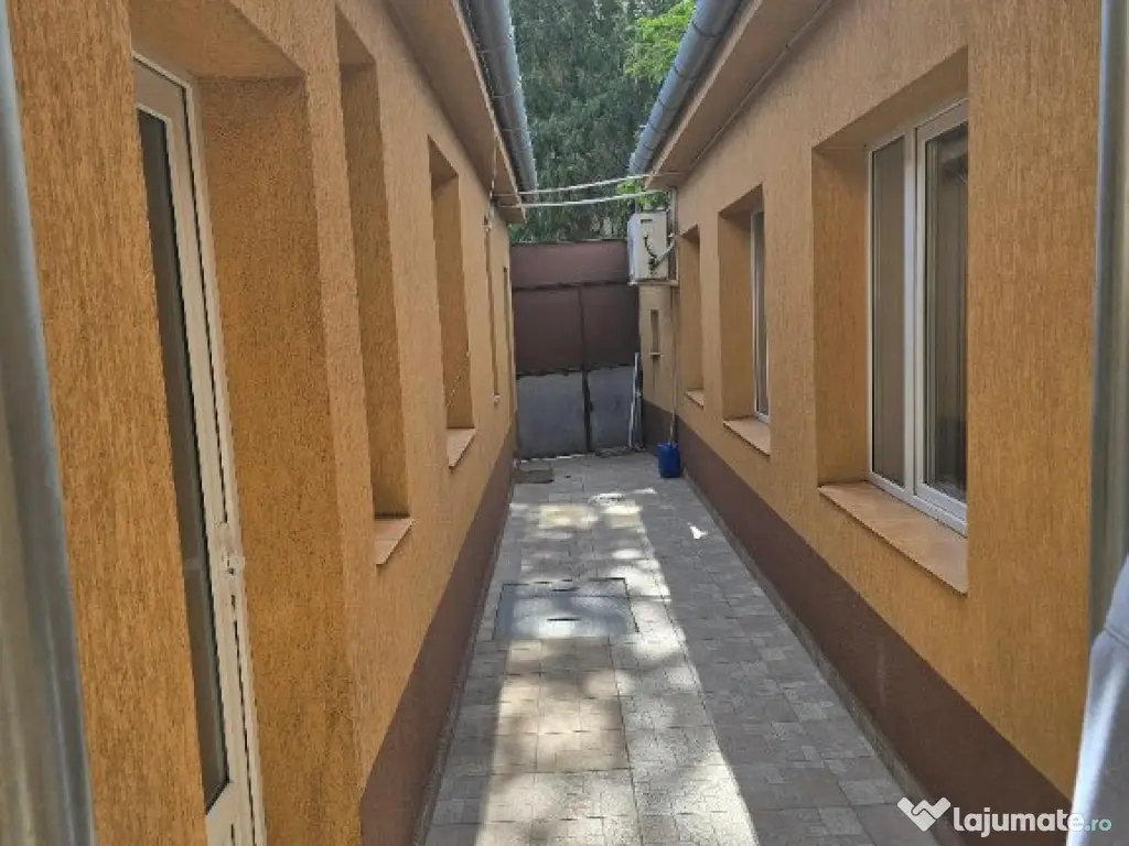 Cladire birouri , Central, SC 636, D+P+2E, inc oras, rampa