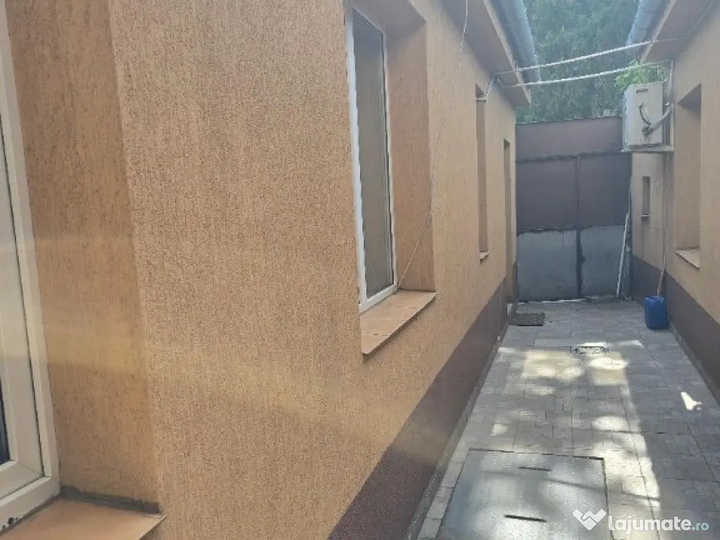 Cladire birouri , Central, SC 636, D+P+2E, inc oras, rampa