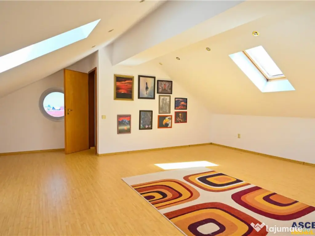 FILM3D!Casa arhitectura flexibila:2 unitati,500mp teren,locu