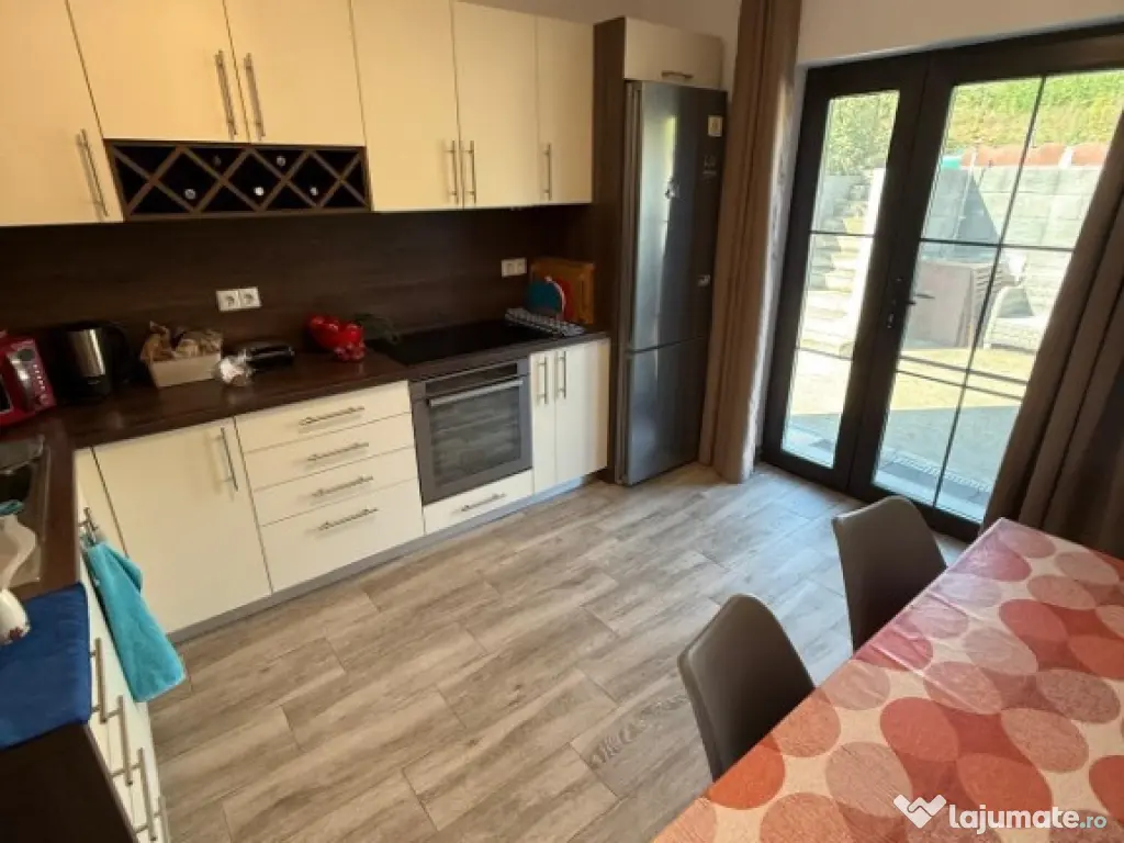 Casa P+1 zona Malcoci, 2000 mp 