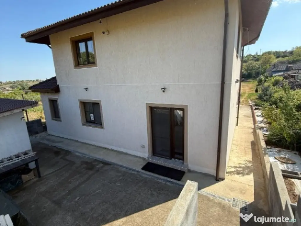 Casa P+1 zona Malcoci, 2000 mp 