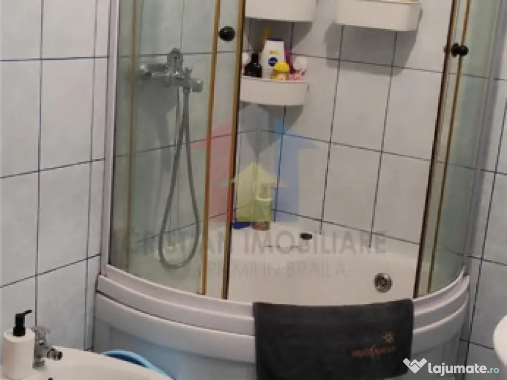 Ap 3 cam conf 1 Scolilor 75 mp mobilat si utilat