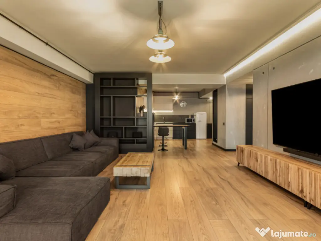 Mamaia Central 2 camere lux 94 mp parcare inclusă vedere su