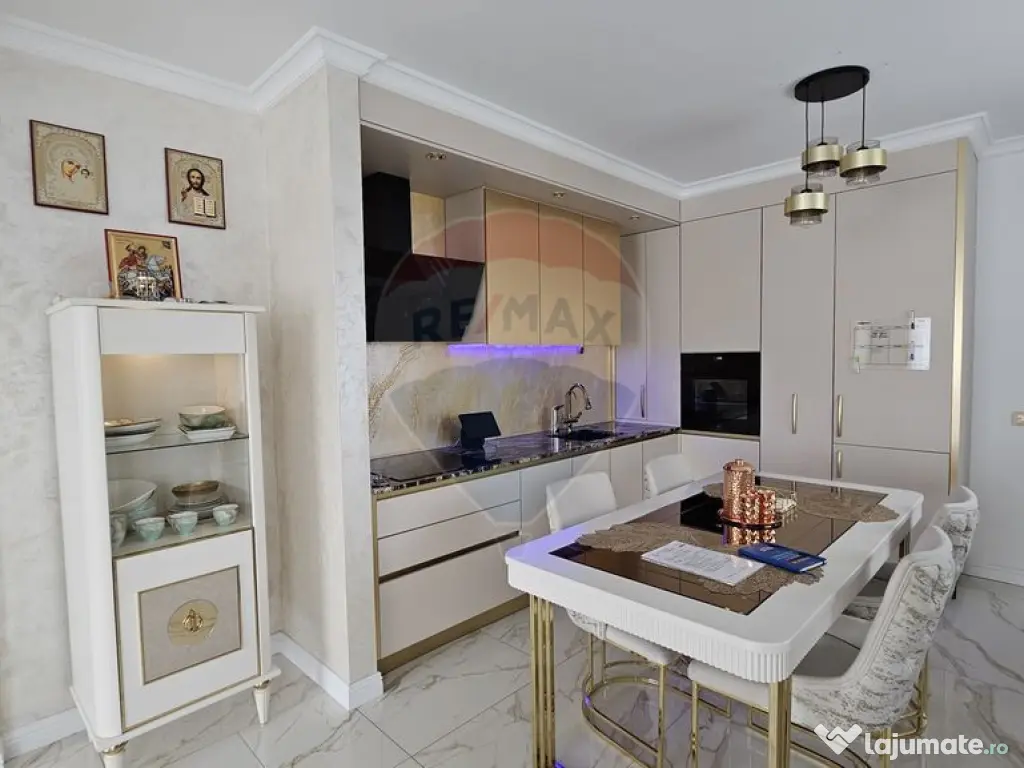 Vilă de lux cu 5 camere de vânzare in Ipotesti, Suceava 