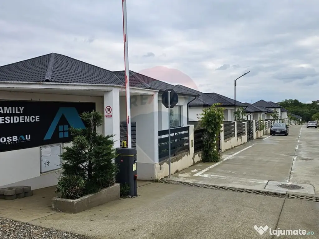 Vilă de lux cu 5 camere de vânzare in Ipotesti, Suceava 