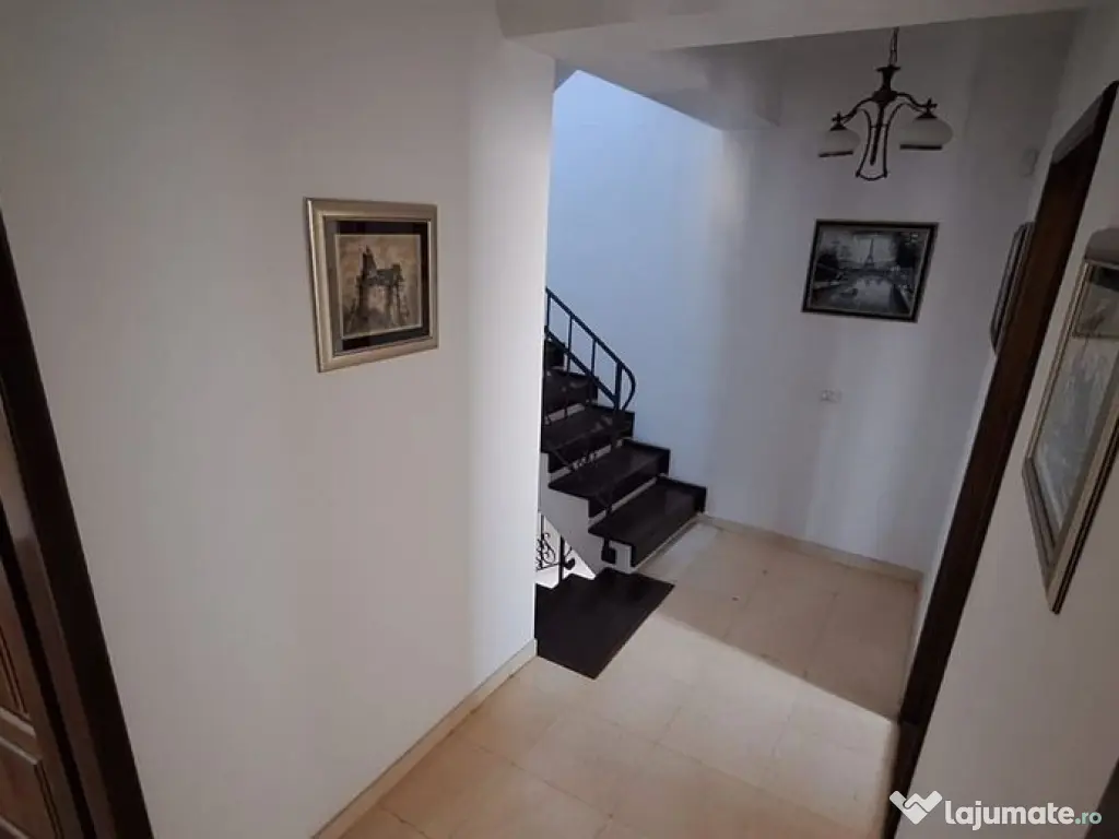 Vila S+P+Etaj zona Coiciu. 