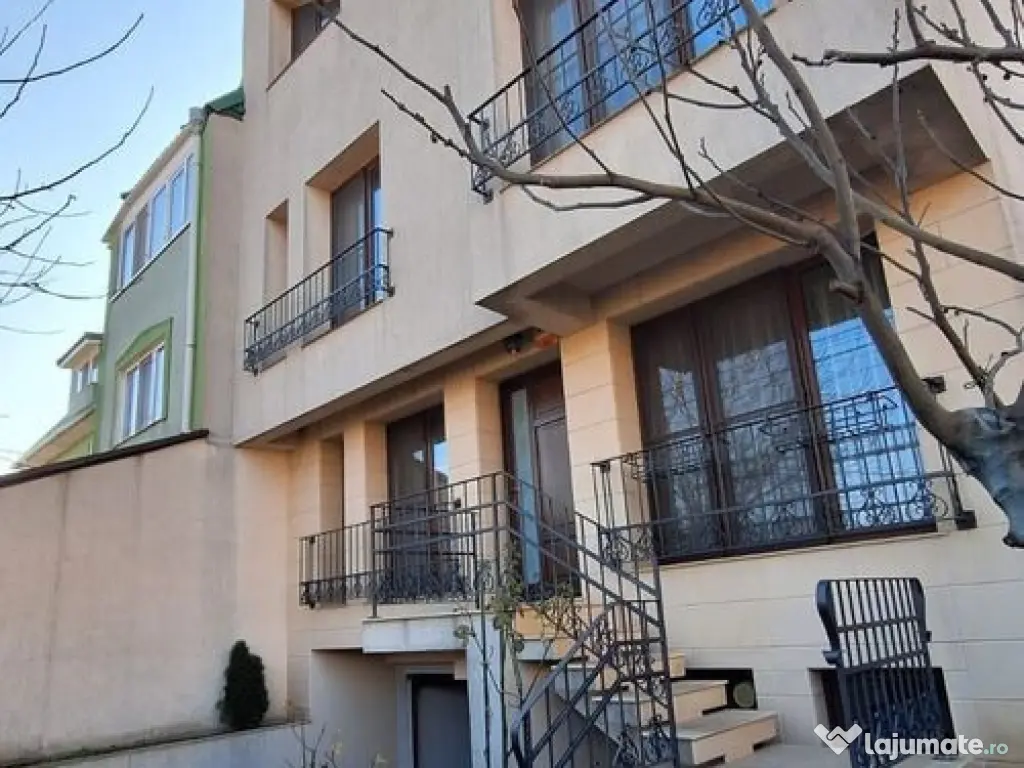 Vila S+P+Etaj zona Coiciu. 